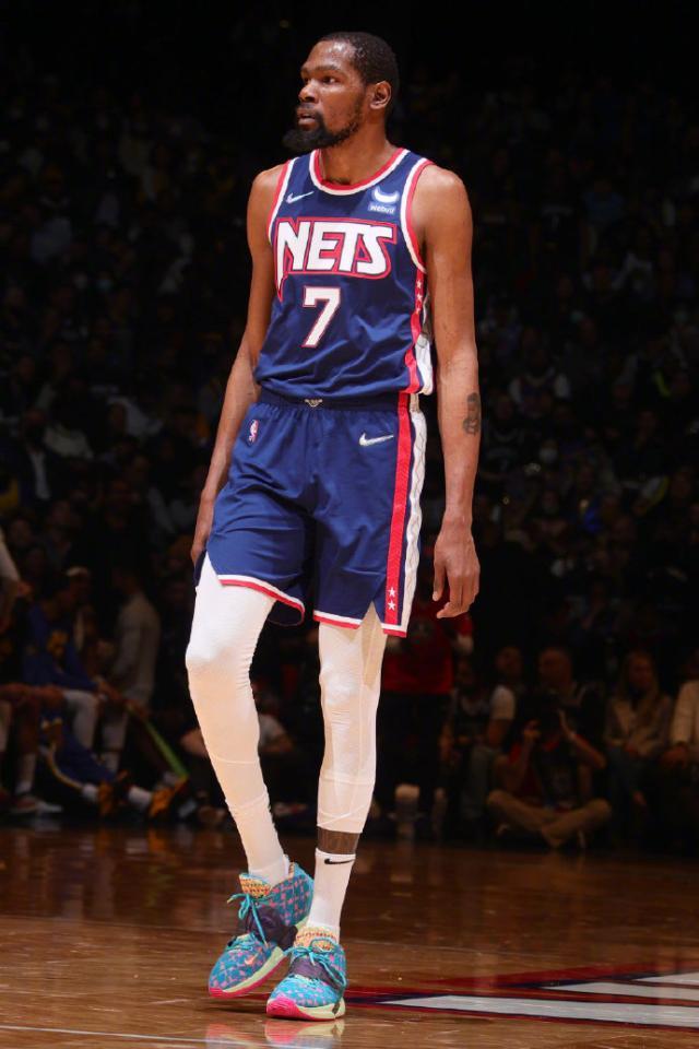 半岛体育官网-第三节8中0落回凡间 杜兰特打出赛季最低迷一战